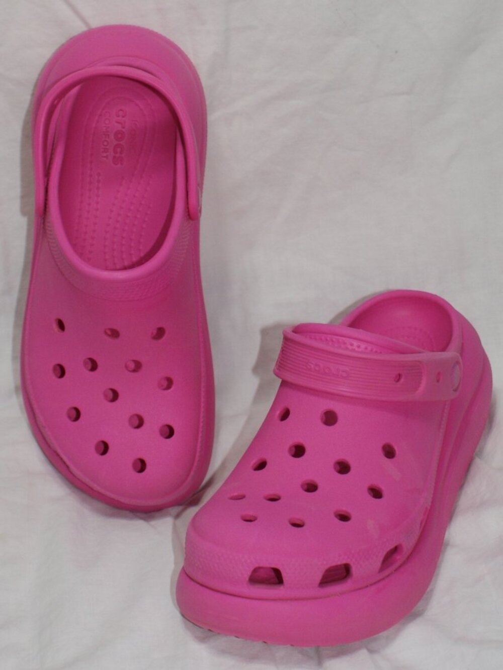 CROCS Crush - PINK - Women's size 8 - EUC